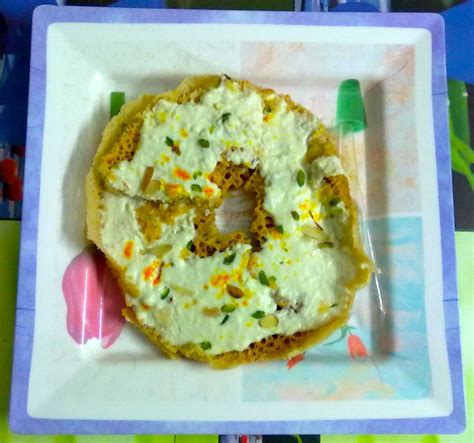 Ghevar - JungleKey.in Image