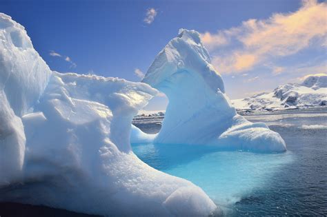 Antarctica shattered extreme cold records during global heat wave ...