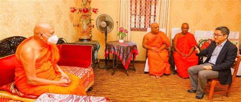 China Lobbies With Buddhist Clergy To Stop Dalai Lama’s Sri Lanka Visit