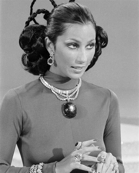 Arkansas Diamond Discovery: A Brilliant Future as Engagement Ring