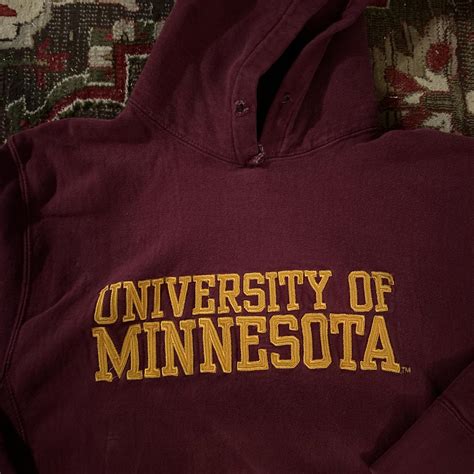 Vintage Heavyweight Stringless U of M... - Depop