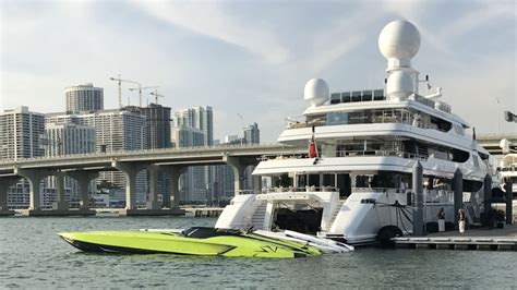 You can buy a Lamborghini Aventador speed boat | Top Gear