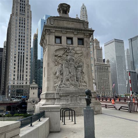 Where Is Located Dusable Monument Dusable