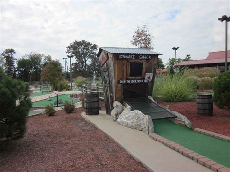 Mini Golf Range 的图像结果