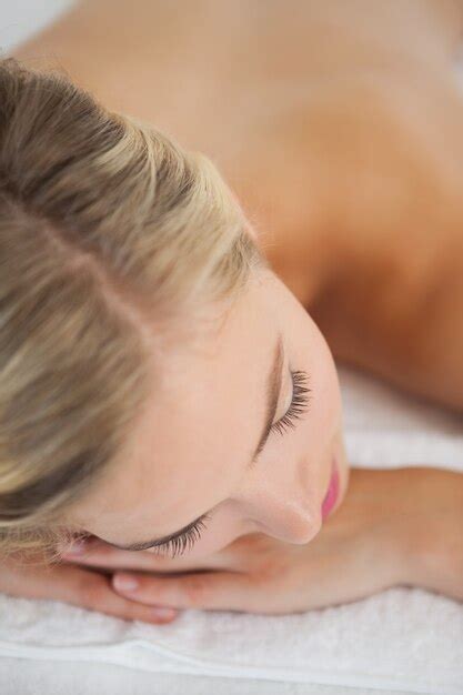 Blonde Message Table 的图像结果