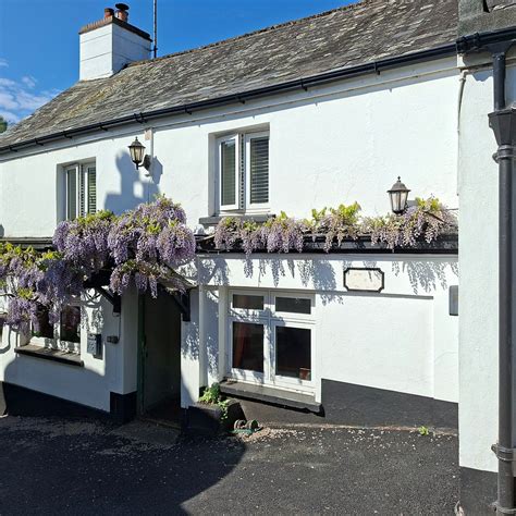 HUNTERS LODGE (Cornworthy) - Inn Reviews, Photos, Rate Comparison ...