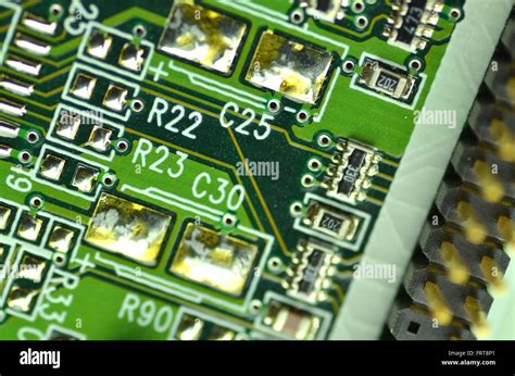 Circuit Board Inside a Computer Image 的图像结果