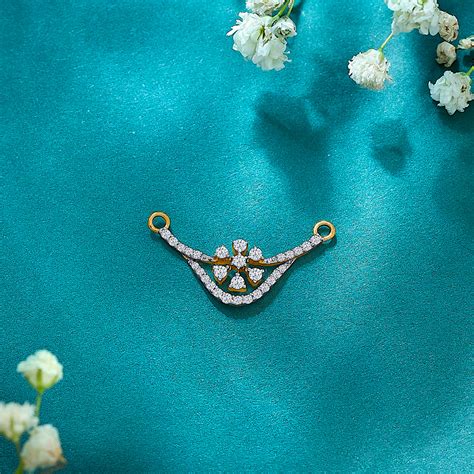 Buy Smiling Floret Yellow Gold Diamond Tanmaniya Mangalsutra For Women ...