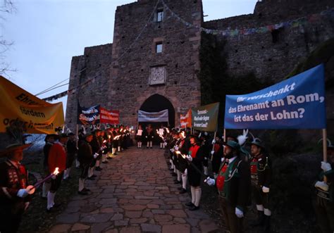 Ehrenamt in Not: „Landesregister und Rechtssicherheit schleunigst ...