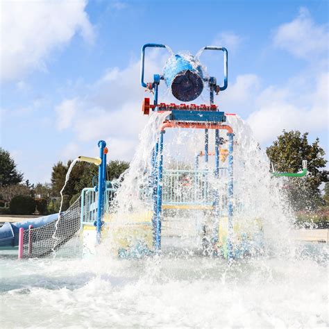 ROB FLEMING AQUATIC CENTER - Landmark Aquatic