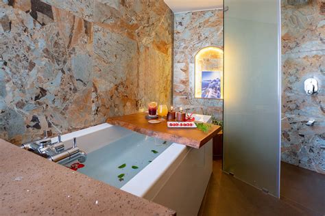 Luxury Resort Near Ahmedabad | Stay, Dine & Celebrate