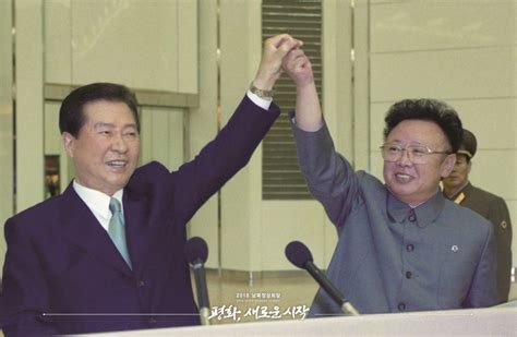 据韩联社报道韩国前总统金大中病逝