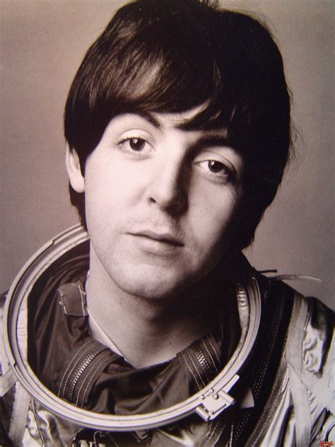 Paul McCartney photo 4 of 40 pics, wallpaper - photo #191462 - ThePlace2