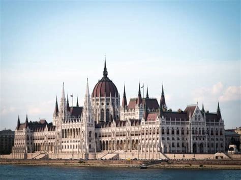 Budapest Travel Guide, Budapest Tourism, Places to Visit in Budapest ...