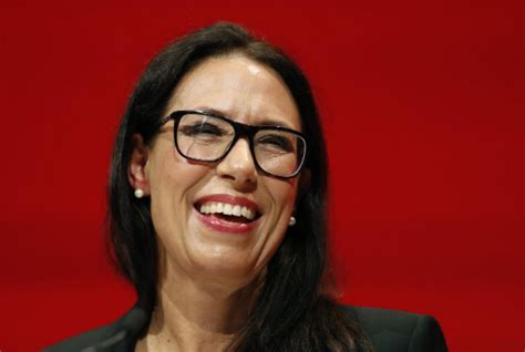 Debbie Abrahams deported: British MP's visa canceled before she landed ...