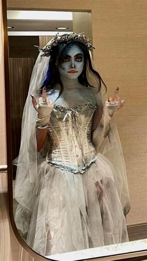 Corpse Bride Halloween Costume 的图像结果