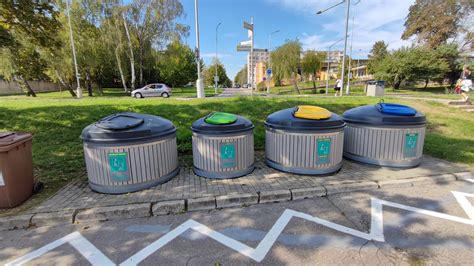 E-Waste Collection 的图像结果