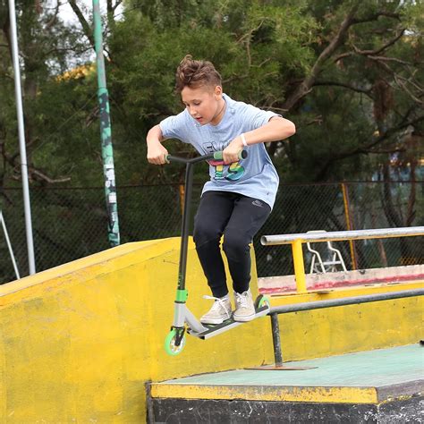 Vokul Dyno Pro Scooter para niños Truco Scooter Stunts Scooter ...