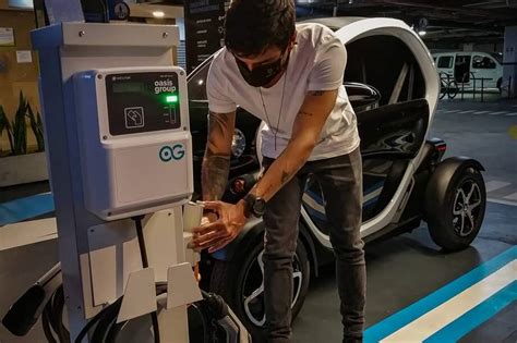 Crearon empresa con biciparqueaderos y estaciones de carga eléctrica ...