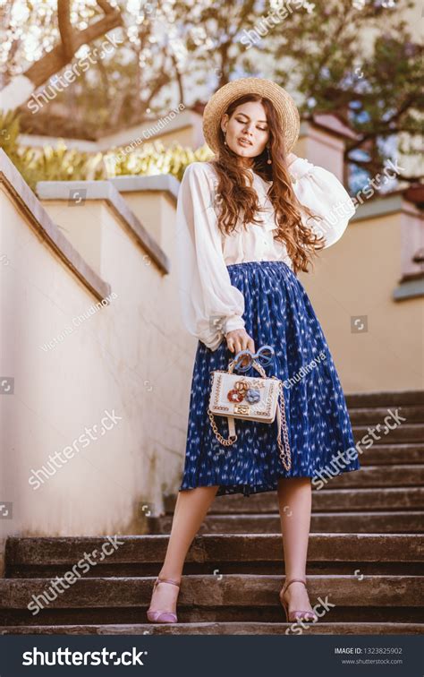 Full Body Portrait Photography Nature 的图像结果