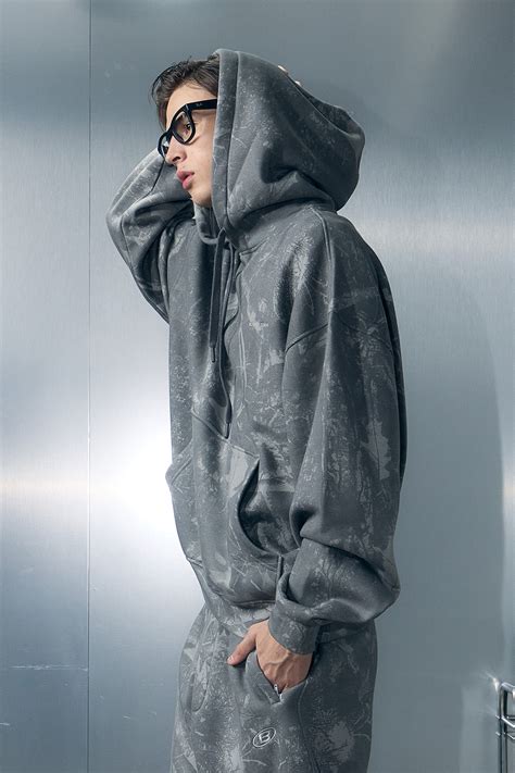 Buy Best Hoodies for men Online in India - Trendy & Stylish