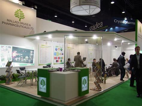 Triumfo International GmbH: Customer Reviews, Stands and Services