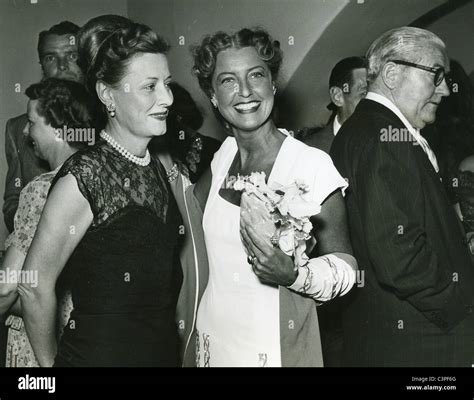 JEANETTE MacDONALD (1903-1965) US film actress and singer at right with ...