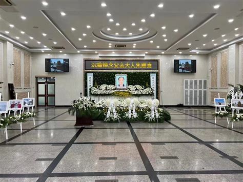 别样清明一样情 南京殡仪馆进行公益性代祭扫活动