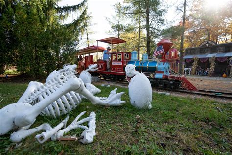 Columbus Zoo and Aquarium | Boo at the Zoo