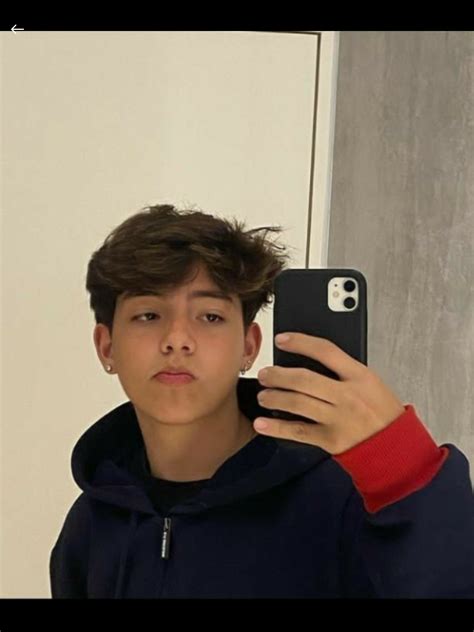 Pin de Jimin_love en Quick Saves en 2023 | Fotos de gerardo ortiz ...