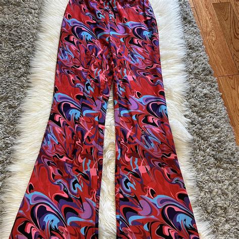 Red flare pants Size :S - Depop