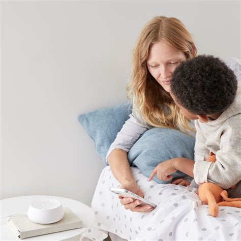 Best Buy: Hatch Rest Mini- Smart Sound Machine White HBR4002