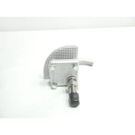Crouse-Hinds 0102167 CONDUIT CLAMP CONDUIT PARTS AND ACCESSORY 102167 ...