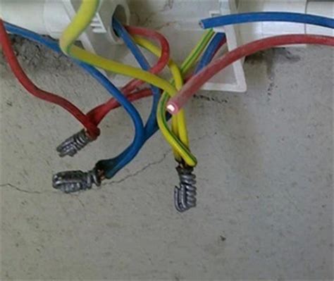 家庭装修电线用软线还是硬线？老电工告诉你，千万别选错了！