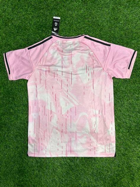 Madrid New Rose Elite Special Kit Fan Edition With Short