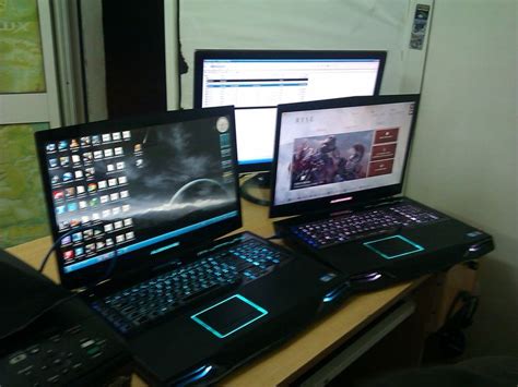 Alienware Laptop Computer M18x 的图像结果