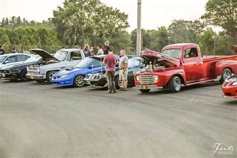 STREET DRAGS THURSDAY AND RACING SATURDAY! - La Crosse Speedway