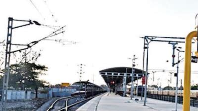 PM Narendra Modi to dedicate country's longest railway platform in ...