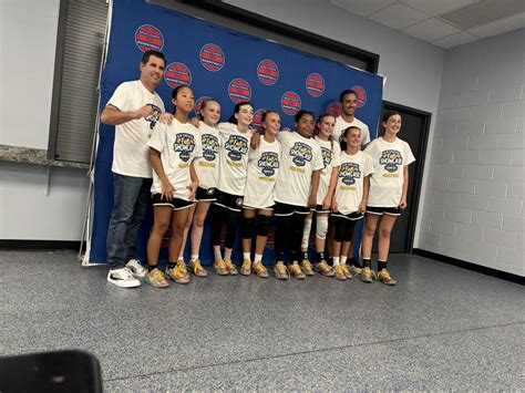 AAU - Dana Barros Basketball Club