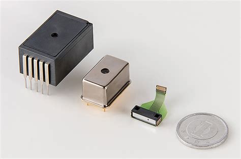 Miniature grating spectrometer | Spectroscopy Europe/World