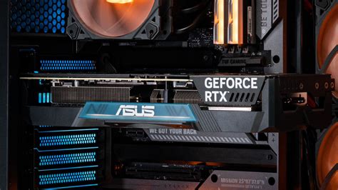 Asus Demos RTX 4070 GPU With No Power Connectors on BTF Motherboard ...
