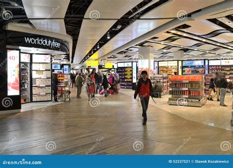 London Heathrow Airport Duty Free Shops Editorial Photo - Image of ...