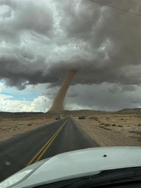 Homes destroyed, pets killed after tornado in southern Utah