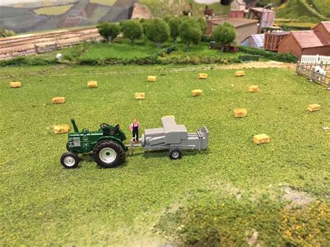 Creating Model Train Landscape 的图像结果