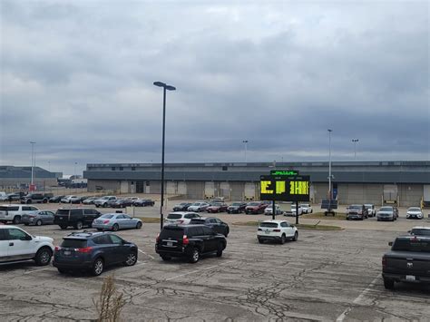 The Airport Departures Pickup Hack: How To Avoid Waiting At Airport ...