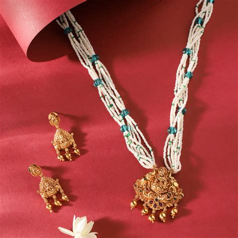 Laxmi Mata Pendant Set – Caratcharm