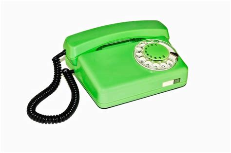 Old-Fashioned Phone 的图像结果
