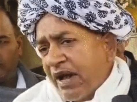 udaipur farmers protest donkeys fed gulab jamuns urea bag garland ...