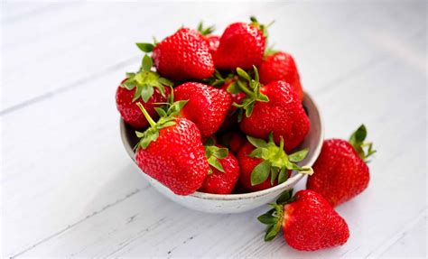 You’ve Been Storing Strawberries Wrong This Whole Time — Here’s the Hack That Actually Works