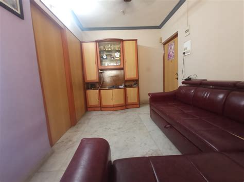 Rental 1 RK 300 Sq.Ft. Apartment in God Gifts Building, Lower Parel ...
